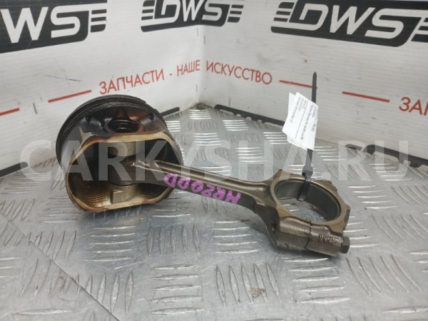 Поршень Nissan Serena 