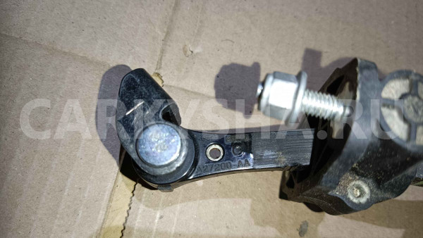 Ограничитель двери Ford Focus III рестайлинг (2014—2019) Ford Focus оригинальный номер 1726441