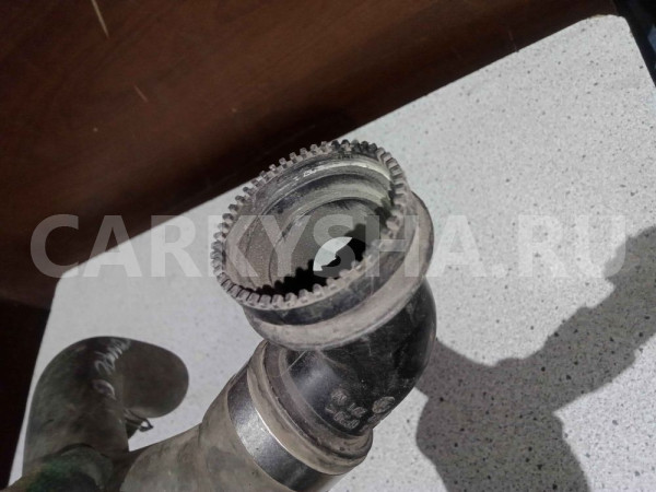 Патрубок радиатора Volkswagen Touareg I (2002—2006) Volkswagen Touareg оригинальный номер 7l6122291m