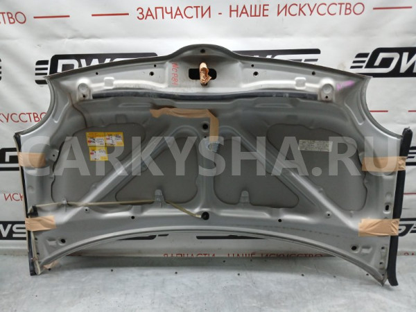 Капот Toyota Sienta 