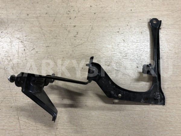 Кронштейн водяного насоса Lexus RX IV Рестайлинг  оригинальный номер G9031-48030