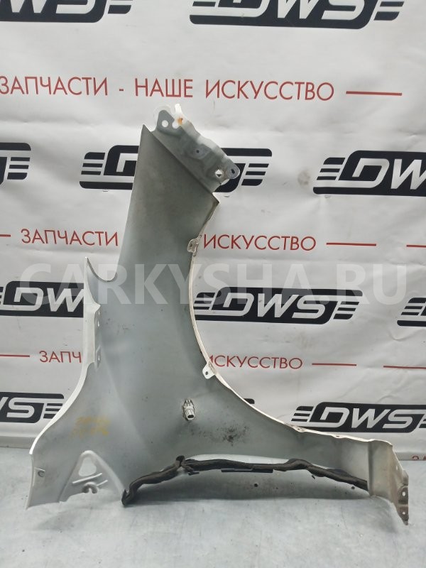 Крыло Mazda Demio 