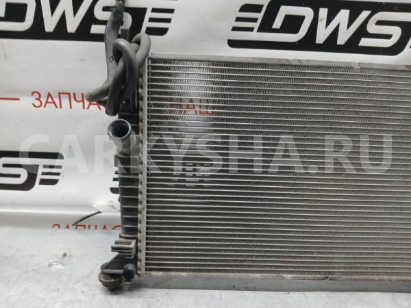 Радиатор охлаждения двигателя Mazda Axela 