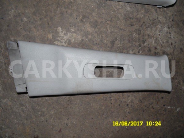 Обшивка стойки Suzuki Grand Vitara II (2005—2008) Suzuki Grand Vitara 