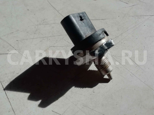 Датчик давления топлива Mercedes-Benz GLE-класс W166 (2015—2018) Mercedes-Benz GLE оригинальный номер 0261545116