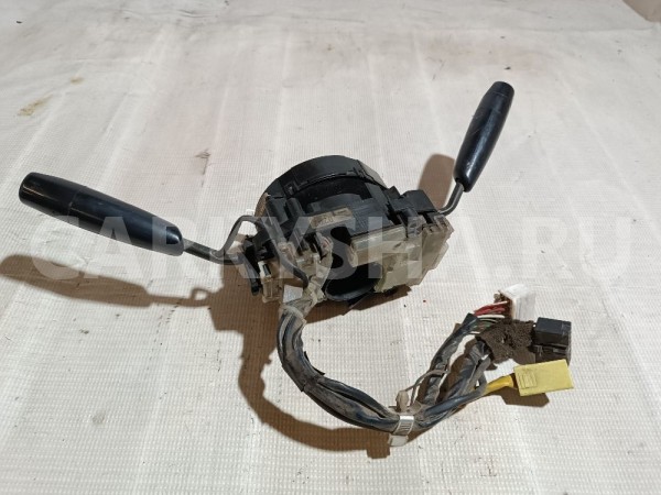 Переключатель подрулевой в сборе Mazda Demio оригинальный номер ZN0N895244