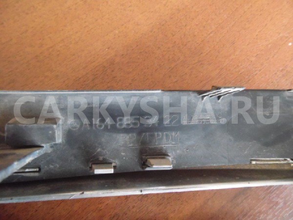 Рамка для противотуманных фар Mercedes-Benz M-класс W164 (2005—2008) Mercedes-Benz M-klasse оригинальный номер A1648853422