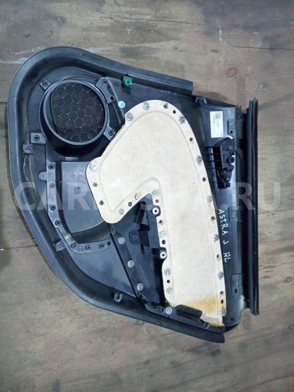 Обшивка двери Opel Astra J (2009—2012) Opel Astra 