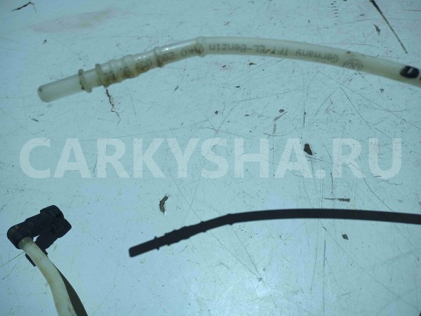 Трубка топливная Skoda Octavia II рестайлинг (2008—2013) Skoda Octavia оригинальный номер 1k0200059bl