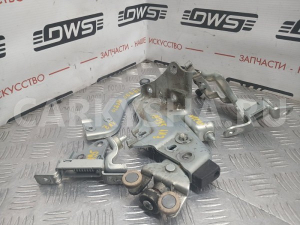 Ролик двери Toyota Raum 