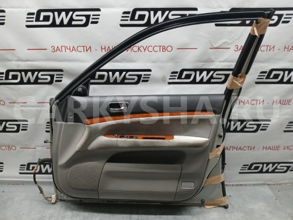 Дверь передняя правая Toyota Mark II 