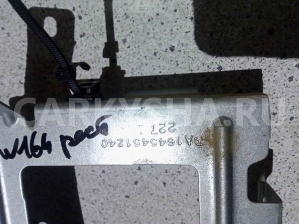 Кронштейн Mercedes-Benz M-класс W164 рестайлинг (2008—2011) Mercedes-Benz M-klasse оригинальный номер a1645451240