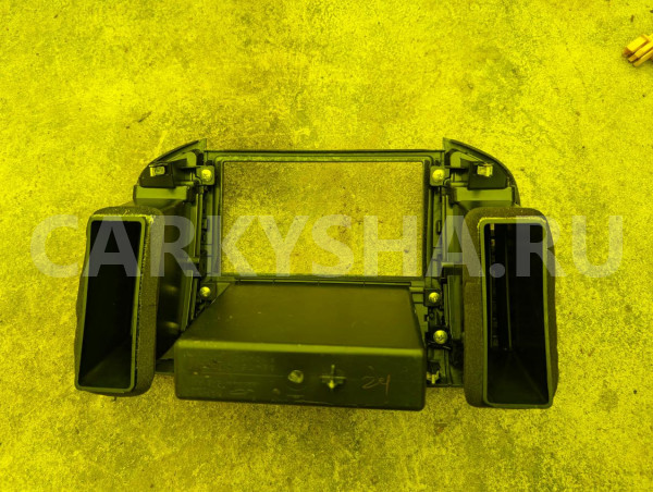 Консоль магнитофона Nissan Wingroad оригинальный номер 68261CV00B