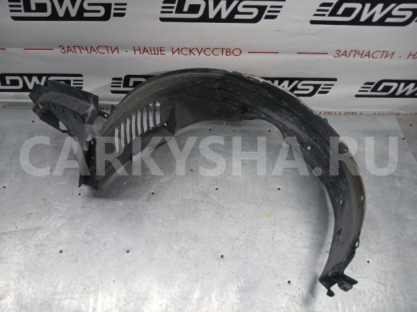 Подкрылок Toyota Avensis 