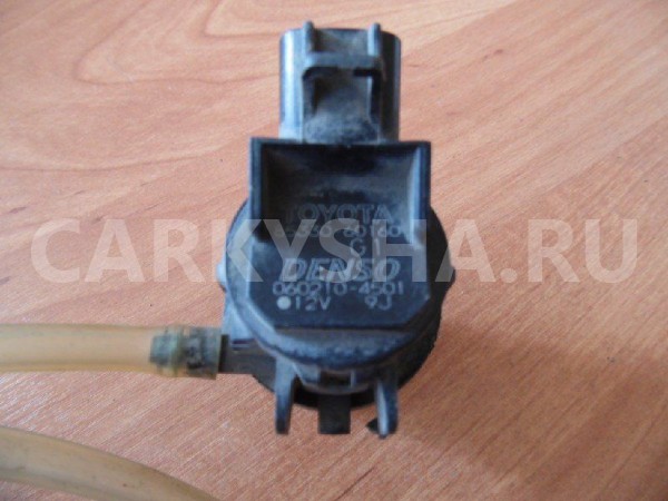 Насос омывателя Toyota Land Cruiser Prado 120 (2002—2007) Toyota Land Cruiser оригинальный номер 8533060160