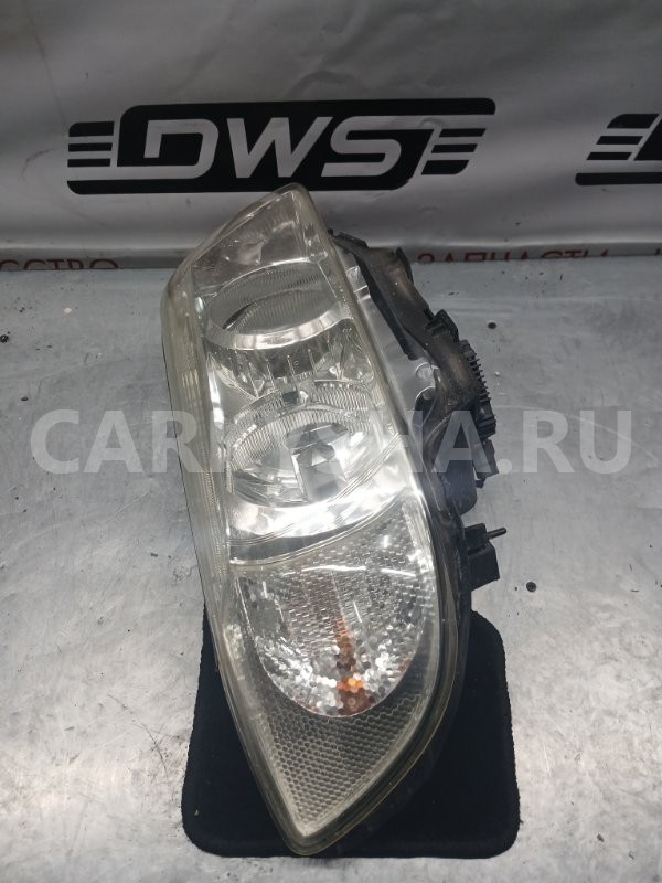 Фара Subaru Forester 