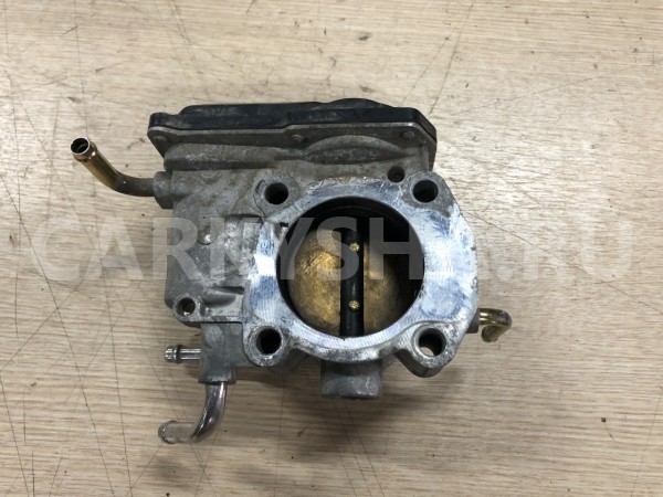 Дроссельная заслонка Toyota RAV 4 II (XA20) Внедорожник 5 дв. оригинальный номер 22030-28060