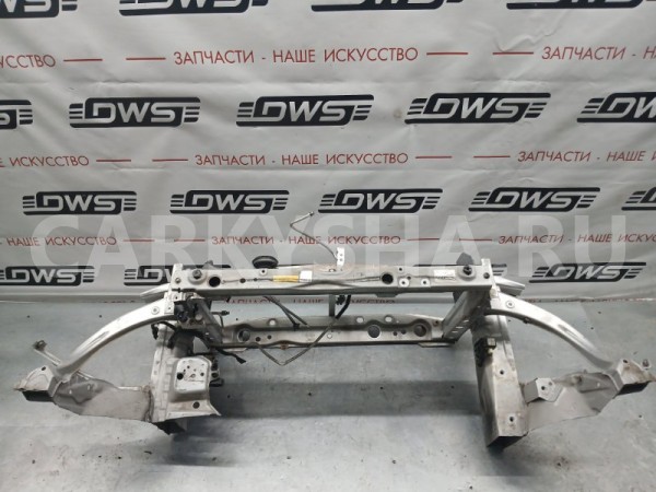 Рамка радиатора Toyota Sienta 