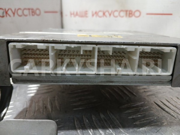 Блок управления ДВС Toyota Raum 