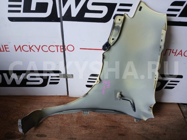 крыло переднее правое Toyota Sienta 