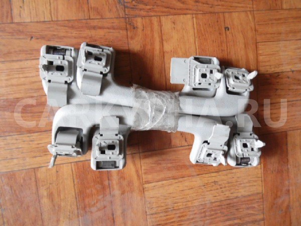 Ручка внутренняя потолочная Mitsubishi Outlander II рестайлинг (2009—2013) Mitsubishi i оригинальный номер 7610A111HC