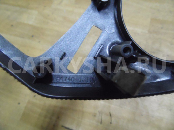 Накладка торпедо Hyundai i20 I (2008—2012) Hyundai i20 оригинальный номер 847401J100UX