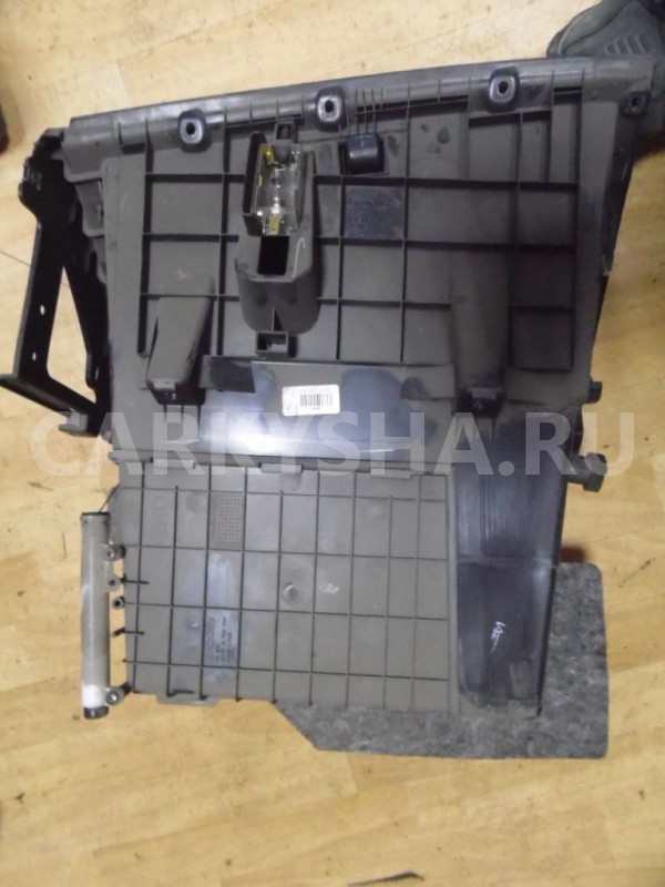 Бардачок Hyundai i20 I (2008—2012) Hyundai i20 оригинальный номер 845291j000