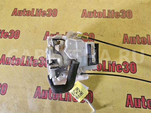 Замок двери передней правой Subaru Forester оригинальный номер 61039SC340