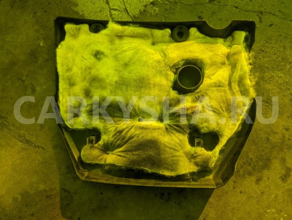 Декоративная крышка двс Mazda Atenza 