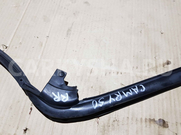 Уплотнитель двери Toyota Camry XV50 рестайлинг 2 (2017—2018) Toyota Camry оригинальный номер 6787133100