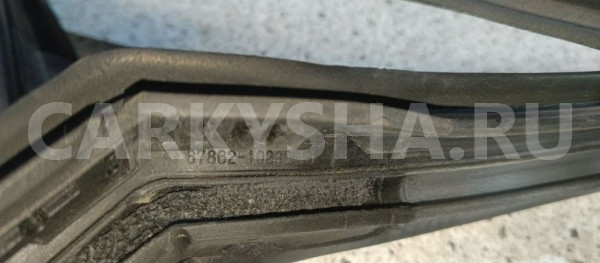 Уплотнитель двери Toyota C-HR I (2016—2019) Toyota C-HR оригинальный номер 6786210230