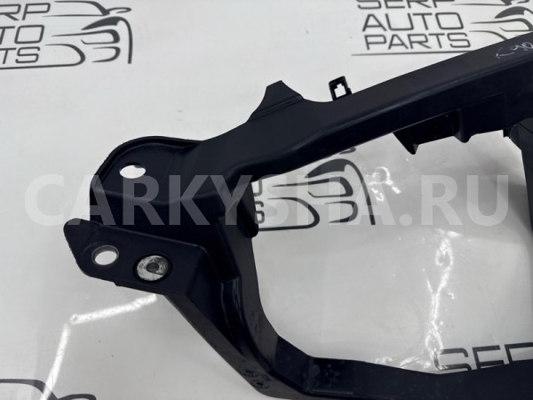 Кронштейн фары передний правый Mitsubishi Colt Mitsubishi Colt 