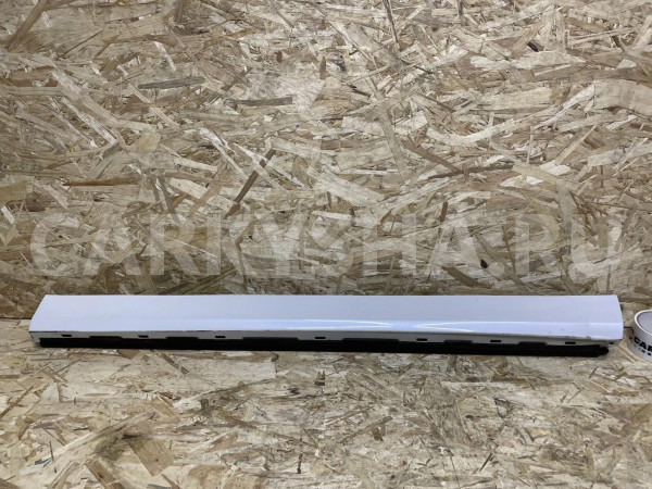 Накладка двери передней правой Toyota Alphard III Рестайлинг оригинальный номер 76903-58050-A0