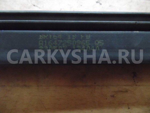 Накладка стекла Mercedes-Benz GL-класс X164 (2006—2009) Mercedes-Benz G-klasse оригинальный номер A1647250965