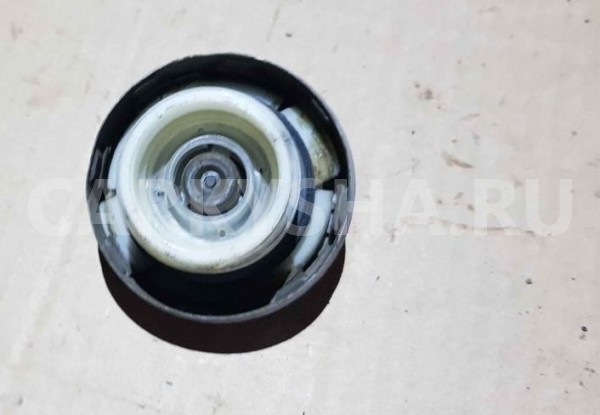 Крышка топливного бака Toyota Camry XV50 рестайлинг 2 (2017—2018) Toyota Camry оригинальный номер 7730012020