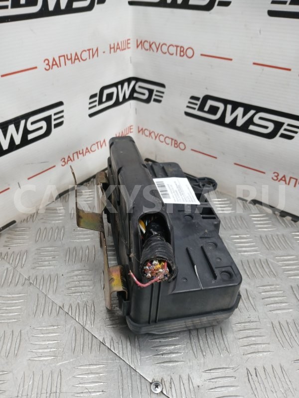 Блок реле и предохранителей Honda Accord 