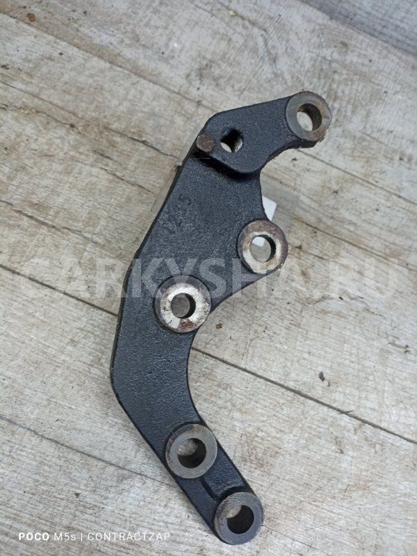 Кронштейн двигателя Nissan Qashqai I (2006—2010) Nissan Qashqai оригинальный номер 11235EN000