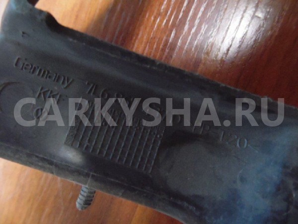 Накладки прочие Volkswagen Touareg I (2002—2006) Volkswagen Touareg оригинальный номер 7L6867437D