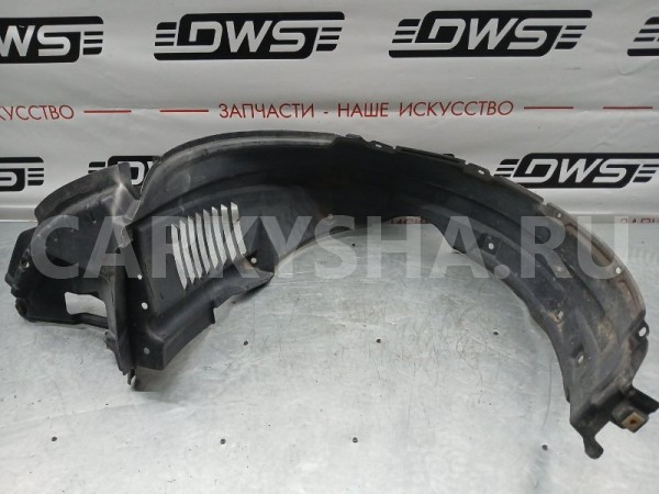 Подкрылок Toyota Avensis 