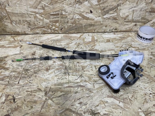 Замок двери передней левой Toyota Camry VIII (XV70) Рестайлинг – седан оригинальный номер 69040-53140