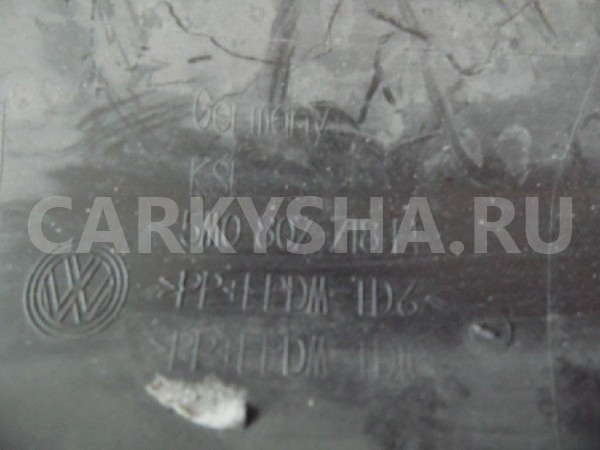 Накладка бампера Volkswagen Golf Plus I (2005—2009) Volkswagen Golf Plus оригинальный номер 5M0807718H