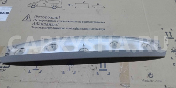 Накладка двери багажника Mercedes-Benz M-класс W164 рестайлинг (2008—2011) Mercedes-Benz M-klasse оригинальный номер a16474003707e94