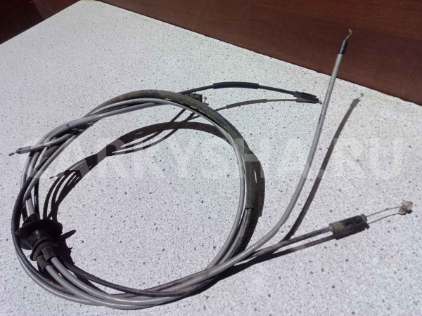 Трос открывания капота Renault Sandero I (2009—2014) Renault 14 оригинальный номер 6001547330