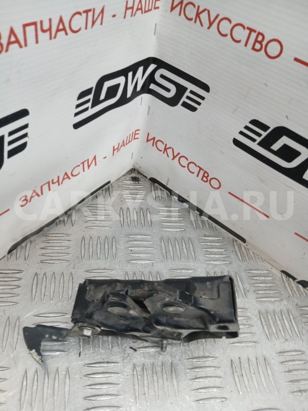 Замок капота Lexus IS 