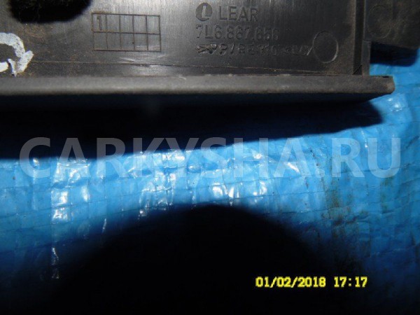 Обшивка двери багажника Volkswagen Touareg I рестайлинг (2006—2010) Volkswagen Touareg оригинальный номер 7L6867656