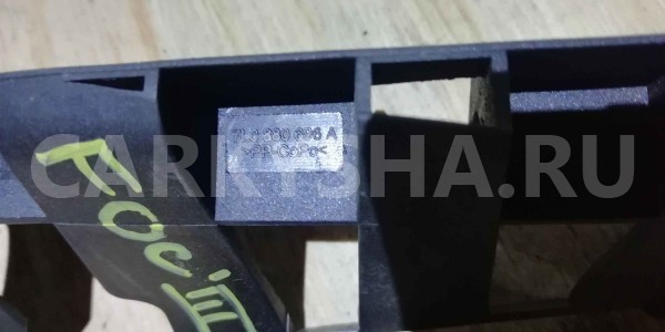 Кронштейн Porsche Cayenne I рестайлинг (2007—2010) Porsche Cayenne оригинальный номер 7l0880696a