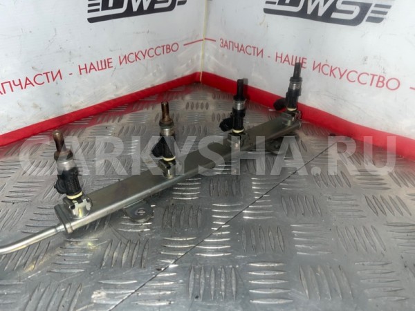 Форсунка топливная Mitsubishi Lancer 