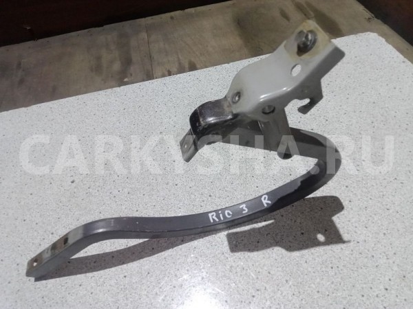 Петля крышки багажника Kia Rio III (2011—2015) Kia Rio оригинальный номер 792204Y000