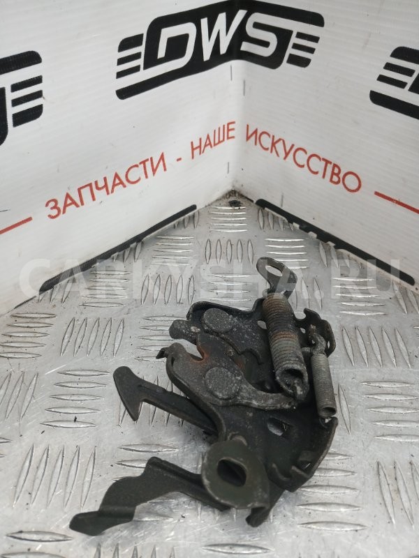 Замок капота Nissan X-Trail 