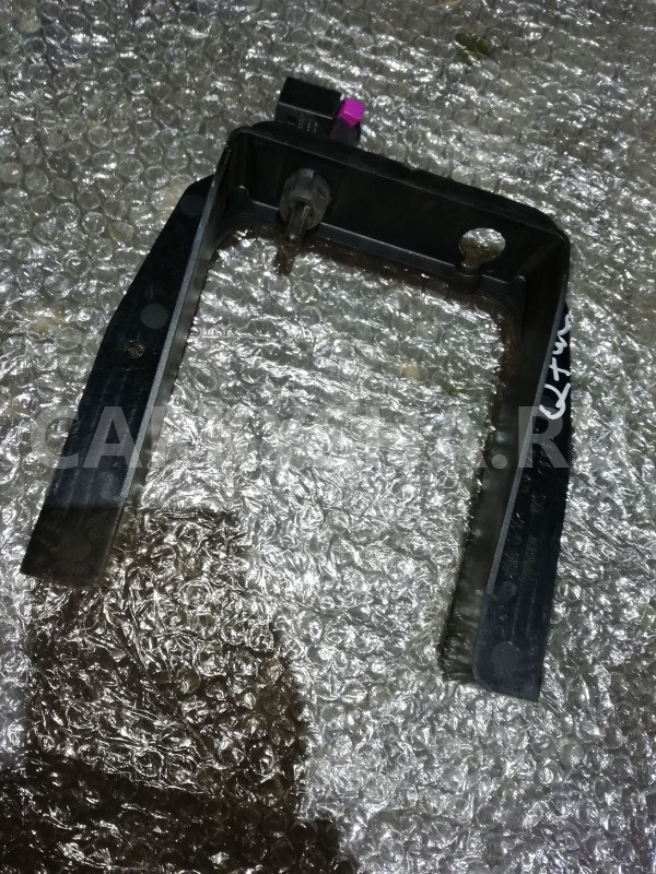 Выключатель концевой Audi Q7 4L (2005—2009) Audi 200 оригинальный номер 4F0945459